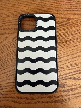 Casetify Black & White Wave Pattern iPhone 14 Case with Mag Safe